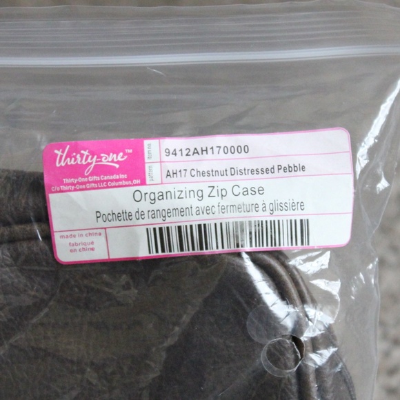 Thirty-One Organizing Zip Case - Picture 2 of 7